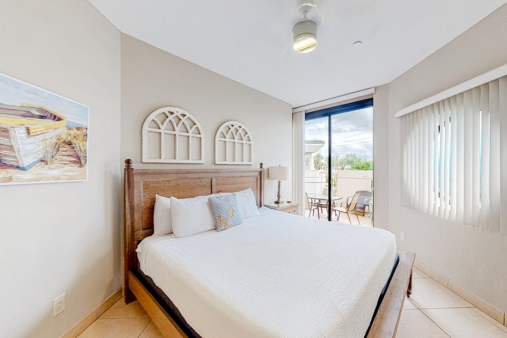 Surfside Resort photo 45