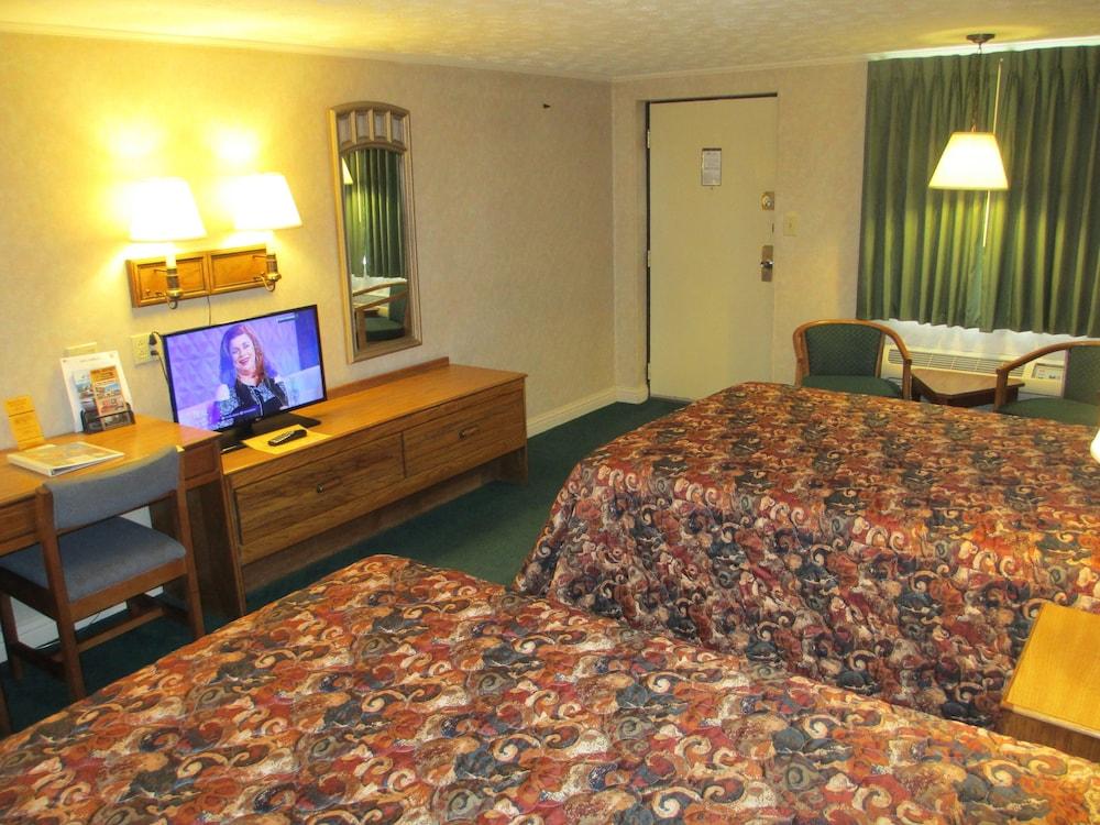 Budget Host Westgate Inn photo 18
