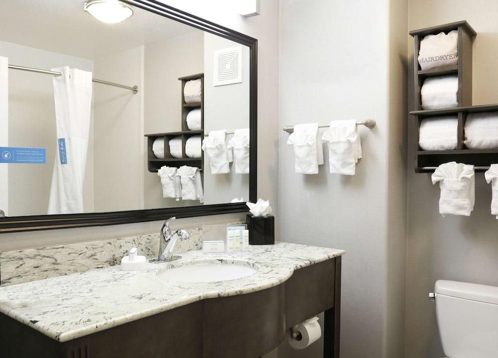 Hampton Inn & Suites Temecula photo 31