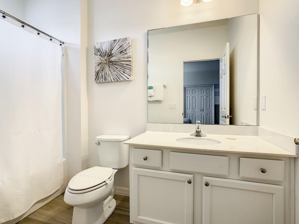 Oakwood Oasis photo 37