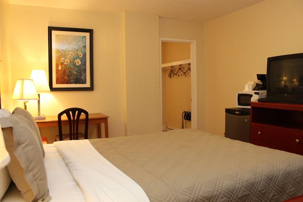 Budget Inn Lompoc photo 9