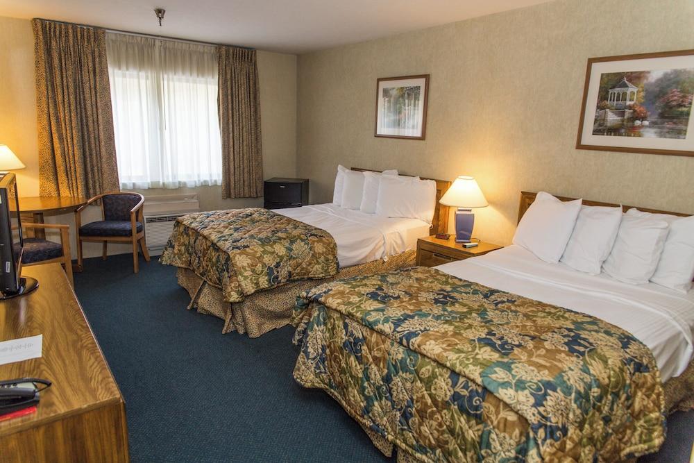 The Inn at Snowshoe photo 2
