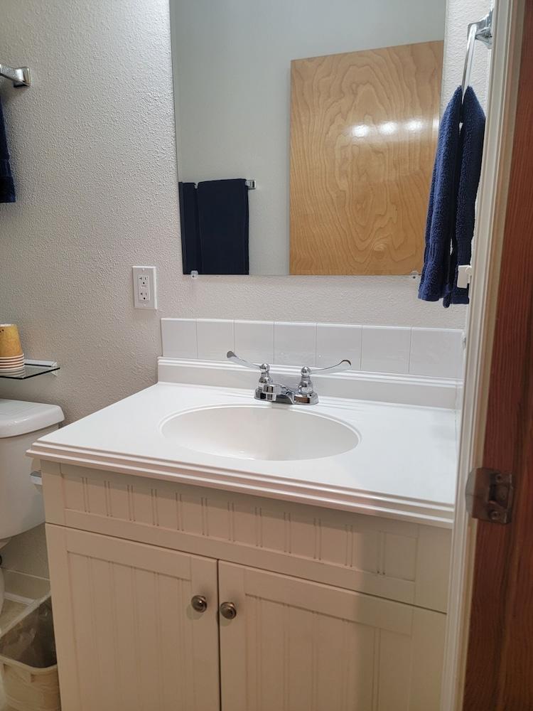 Eagle Bay Inn photo 14