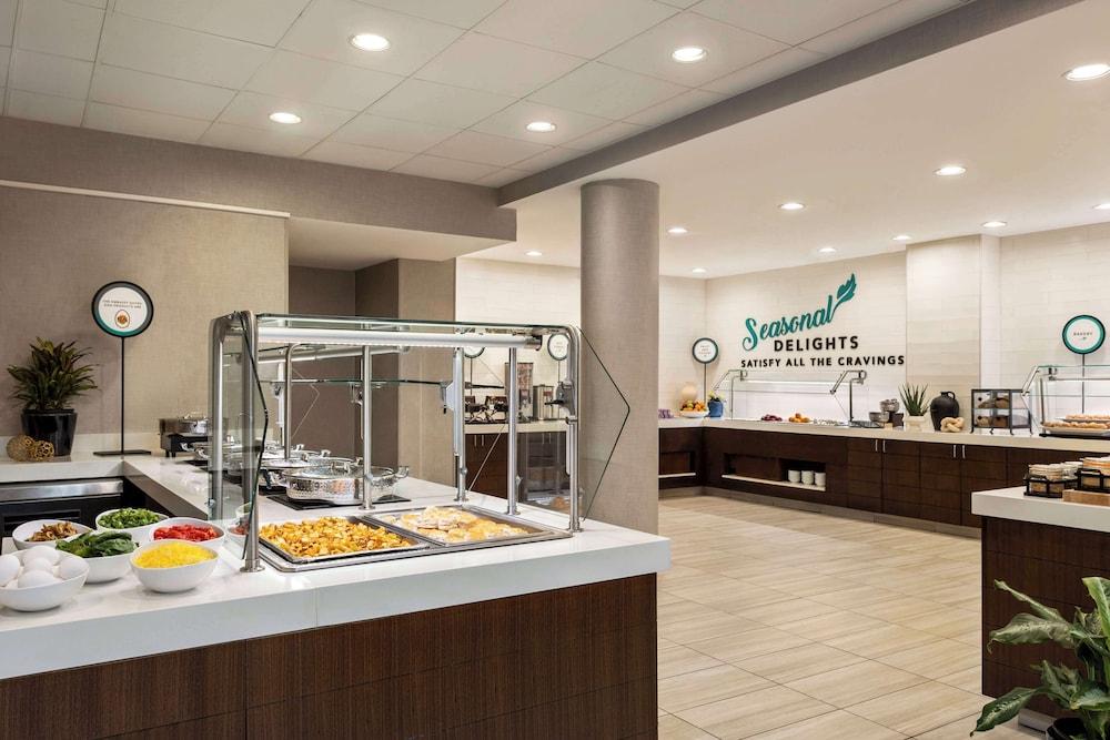 Embassy Suites by Hilton Kansas City Overland Park photo 40