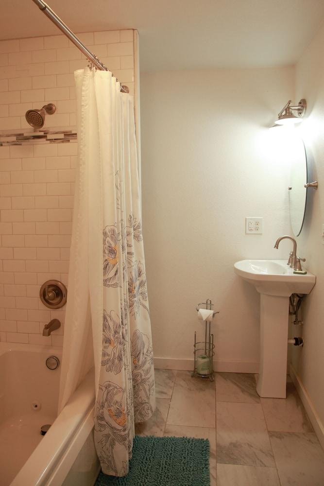 Inn on the Russian River photo 35