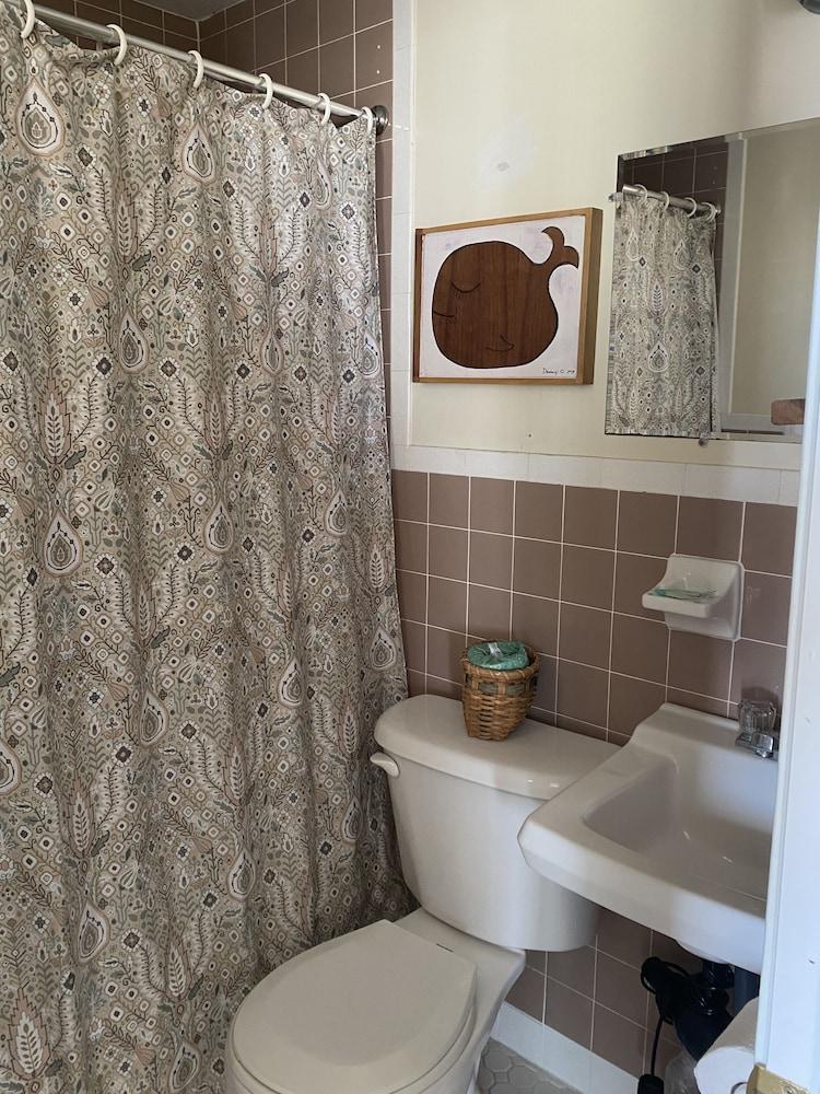 Grand View Motel photo 19