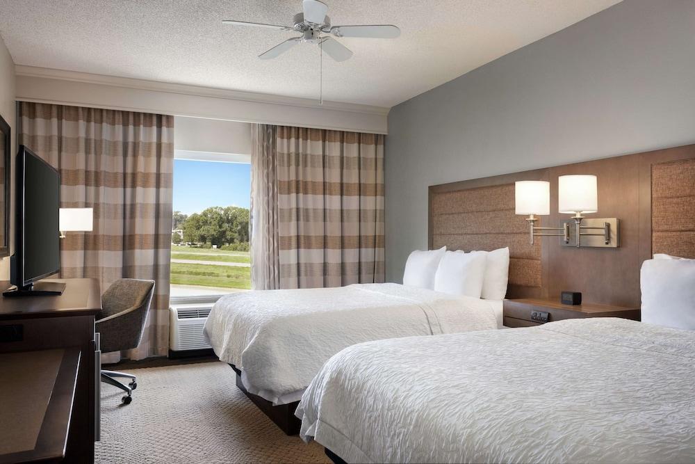 Hampton Inn & Suites Montgomery-EastChase photo 5