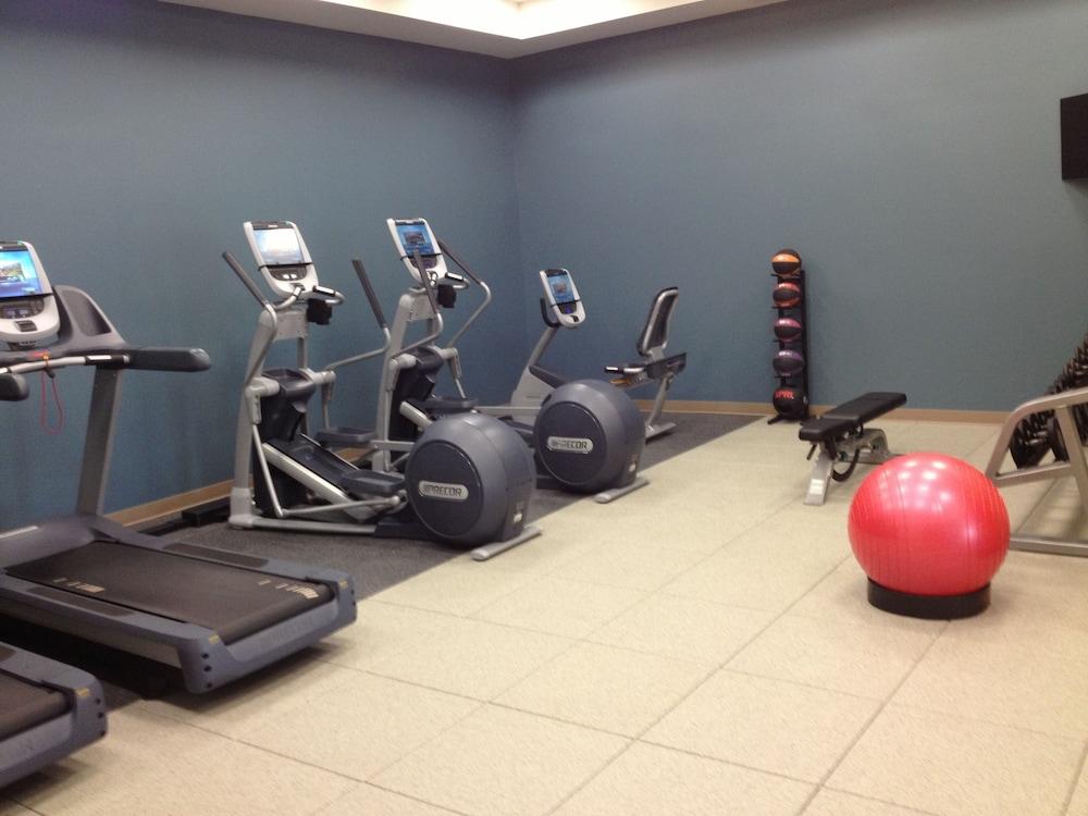 Embassy Suites Newark Airport photo 51