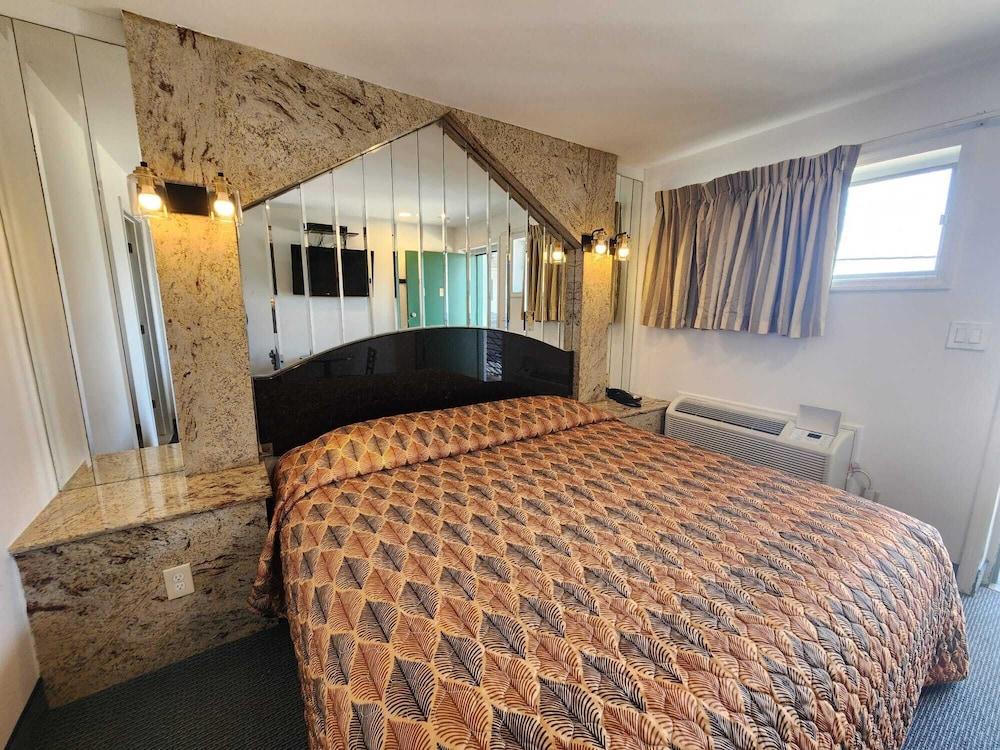 Domino Motel photo 3