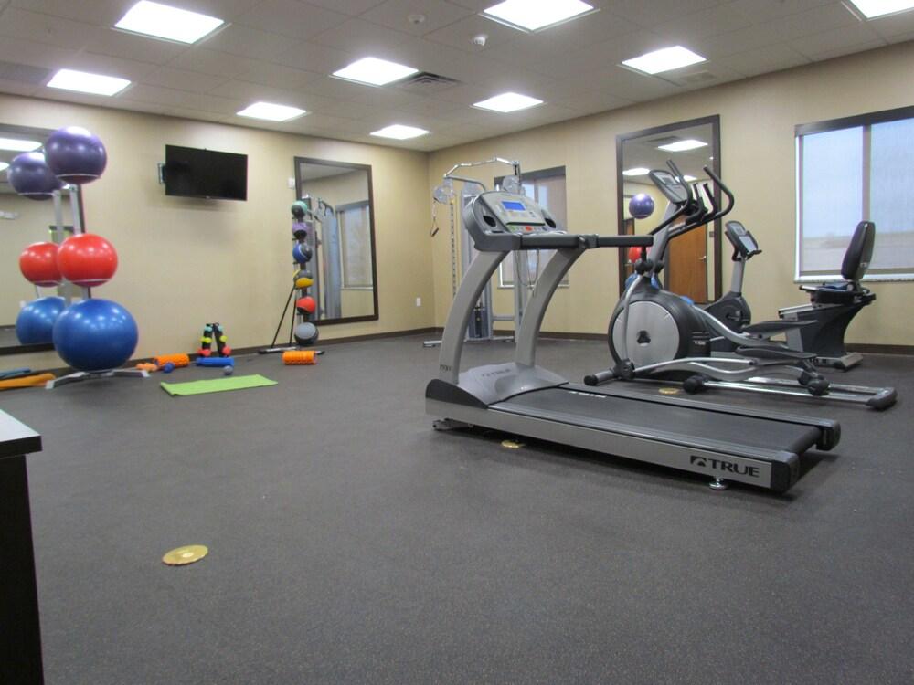 Heartland Inn and Suites photo 20