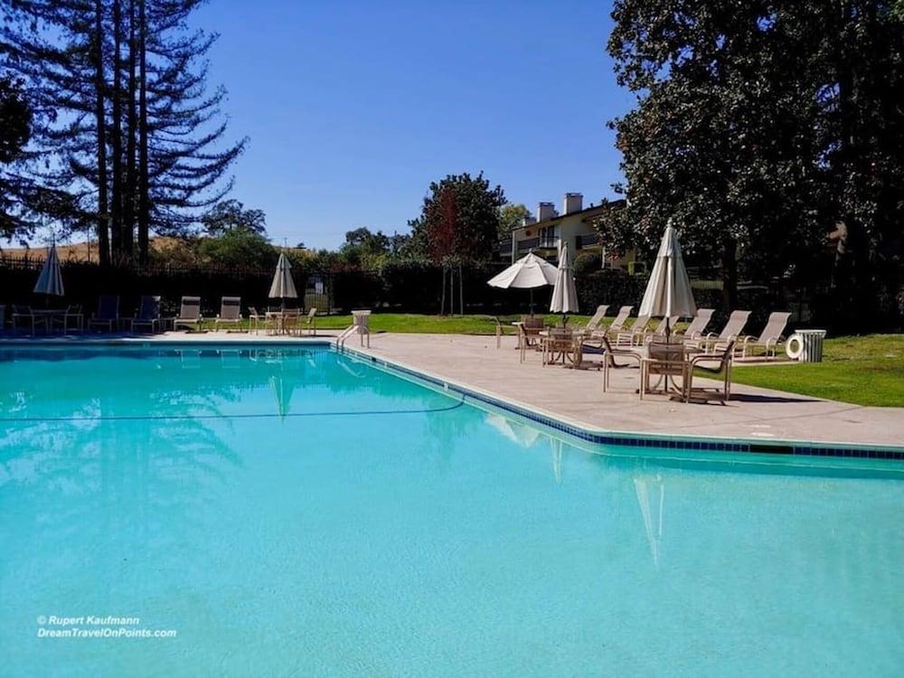 The Napa Residences photo 11