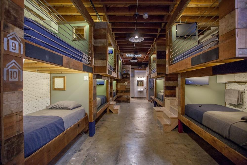 PodShare Los Feliz - Hostel photo 16