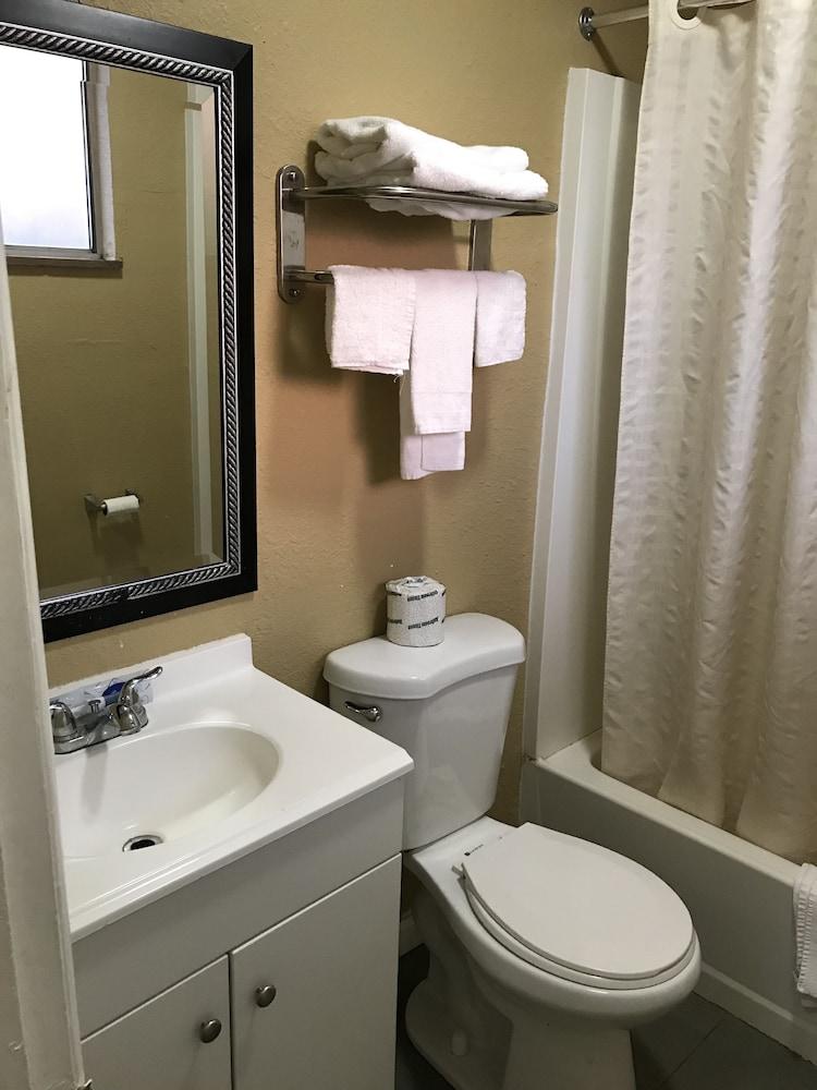 Princess Motel Maryville photo 6