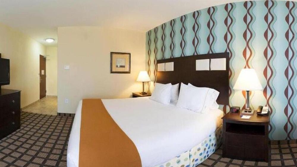 Holiday Inn Express Hotel & Suites Fairburn by IHG photo 5