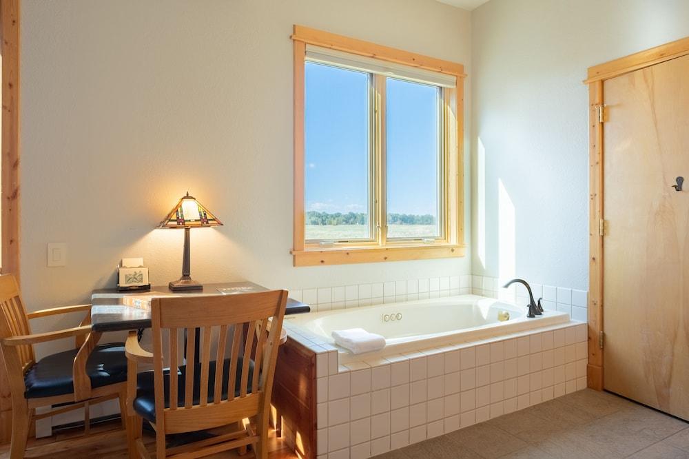 Gallatin River Lodge photo 62