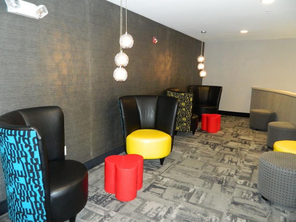 Holiday Inn Express & Suites Shippensburg by IHG photo 3