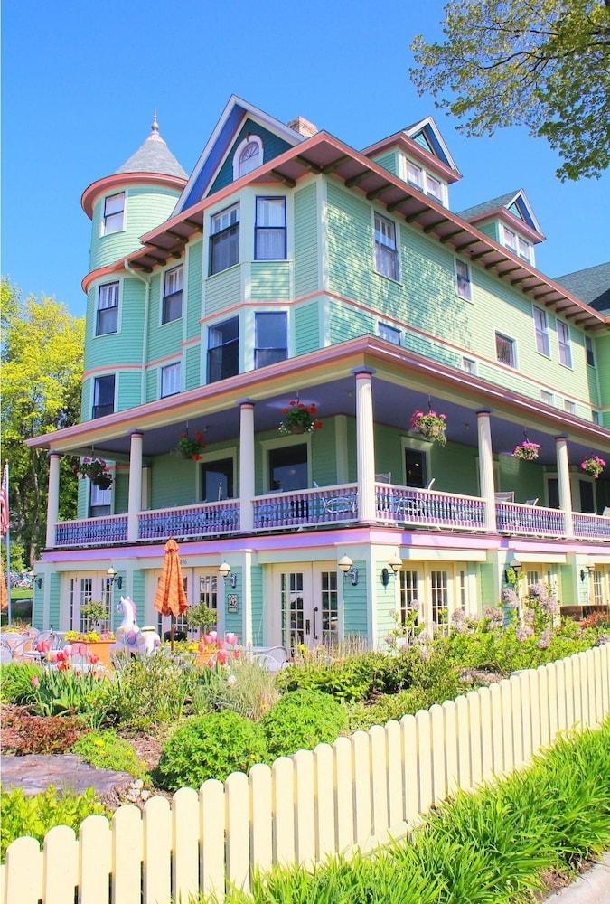 Inn on Mackinac photo 49