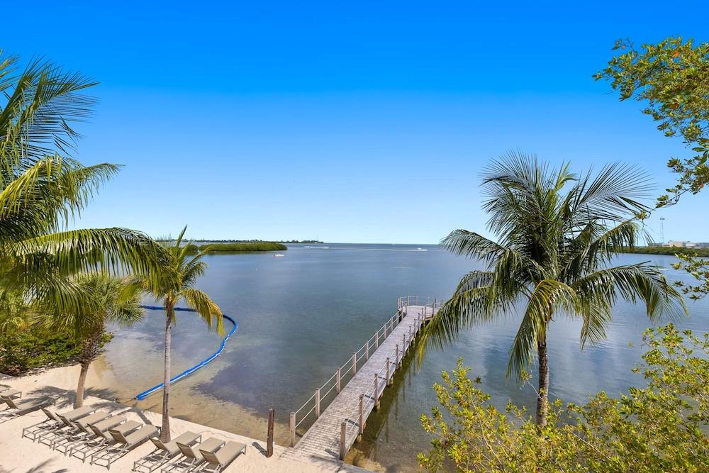 Ocean Front 2BR Residence photo 36