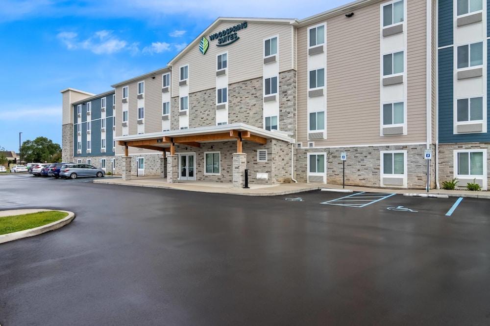 Woodspring Suites Elkhart photo 1