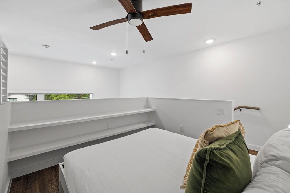 Holly House photo 51