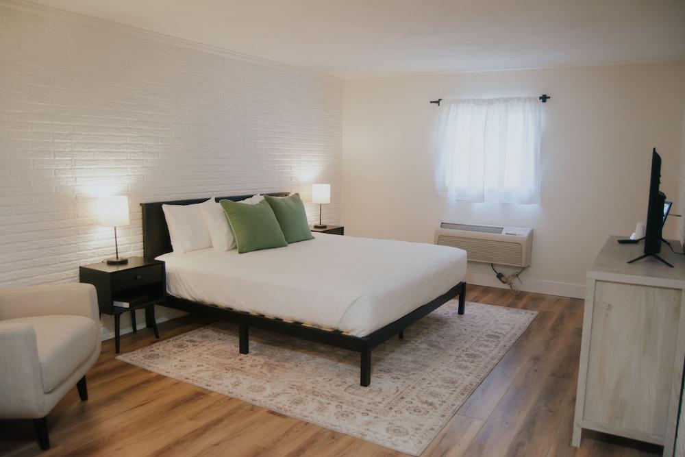 Bradford Guest House - The B photo 6