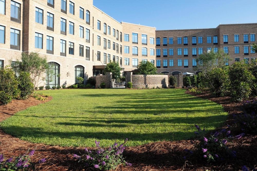 Courtyard by Marriott Thomasville Downtown photo 2