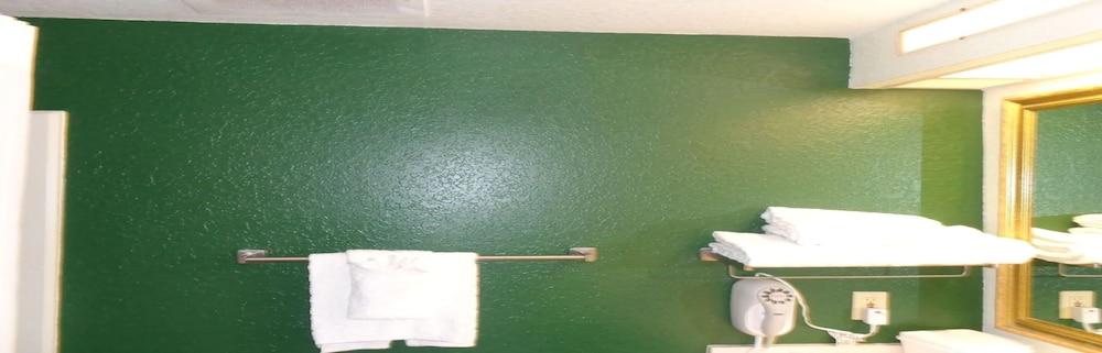 Ruskin Inn Hotel photo 18