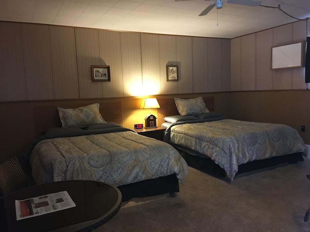 Harbor Beach Inn photo 17