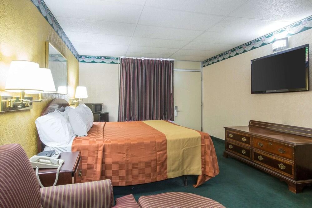 Rodeway Inn Gadsden - Attalla photo 12