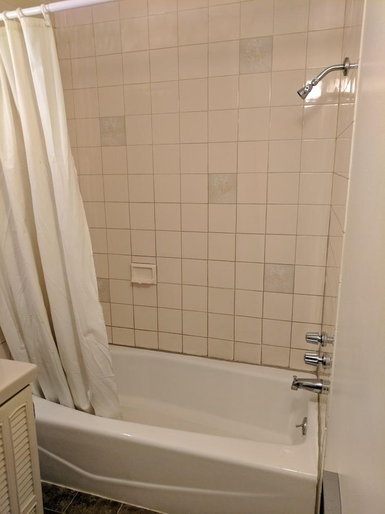 Allen's Budget Motel photo 5
