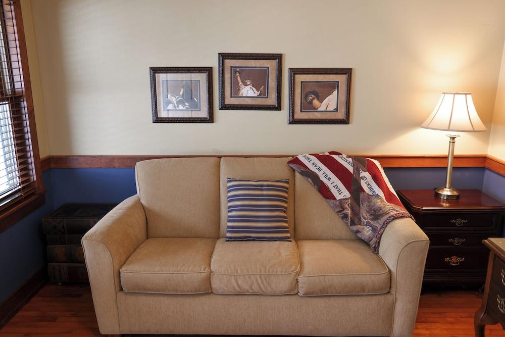 The Liberty Lodge at Sister Bay photo 45