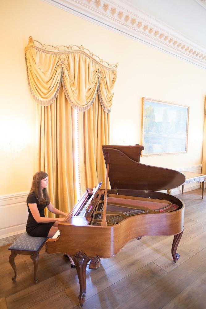 Albemarle Estate at Trump Winery photo 56
