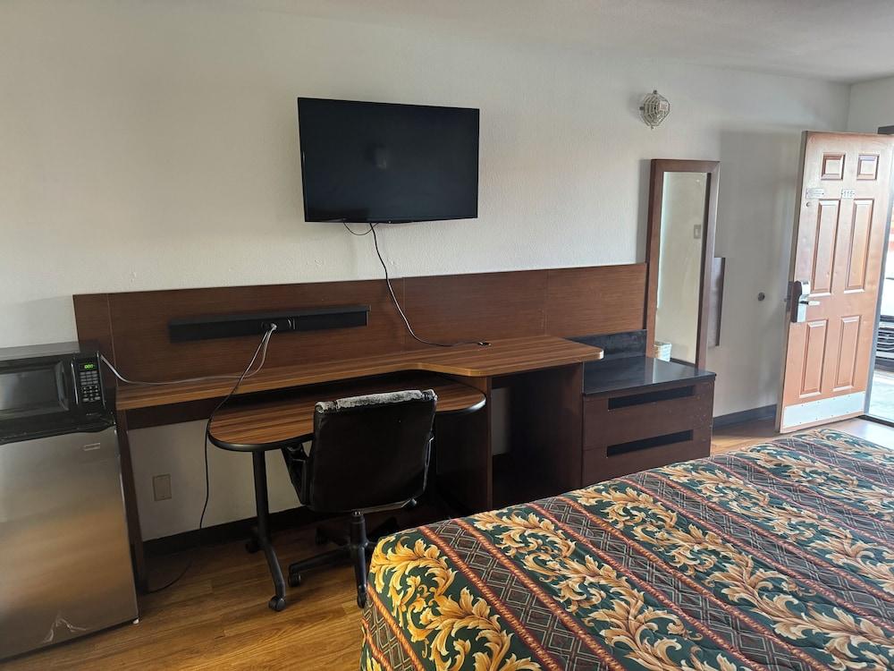 spanish trails inn photo 7