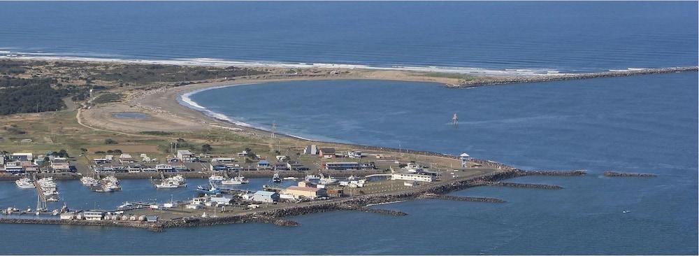 Islander Westport photo 58