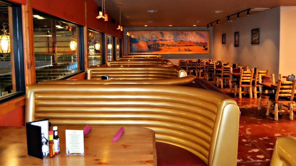 Apache Gold Resort Hotel photo 41