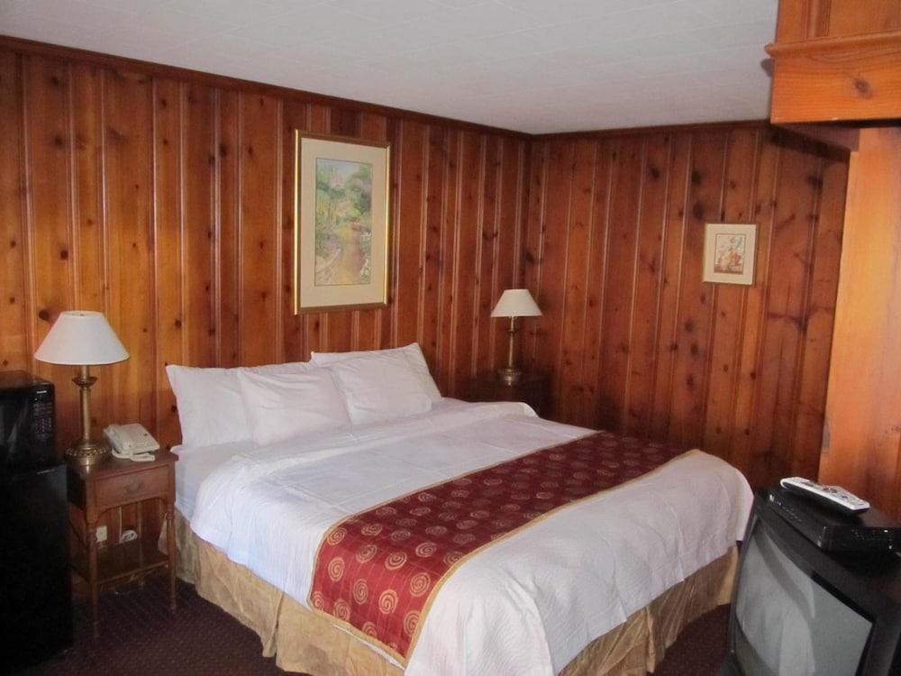Potomac River Motel photo 17