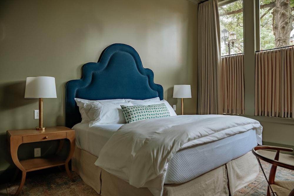 The Woodward Hotel photo 52