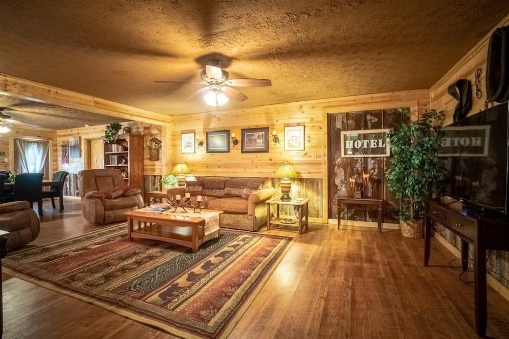 Nacoochee Valley Lodge photo 42