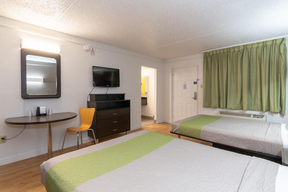 Studio 6 Fort Worth, TX - West Medical Center photo 19