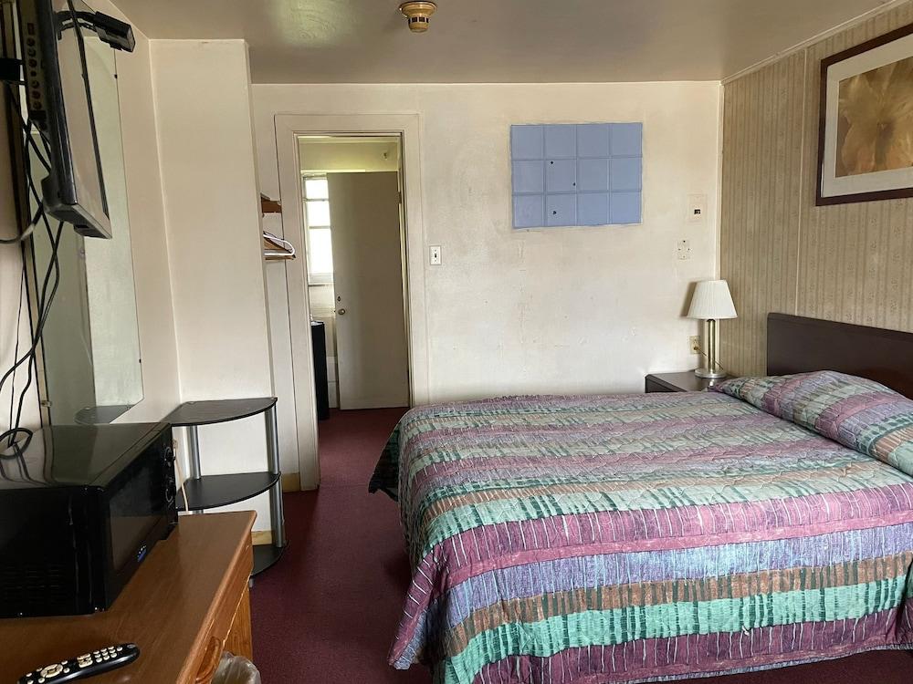 Beaver Falls Motel photo 4