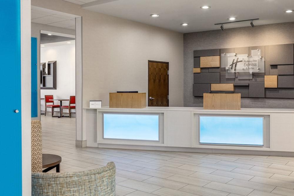 Holiday Inn Express Hotel & Suites Waycross by IHG photo 3