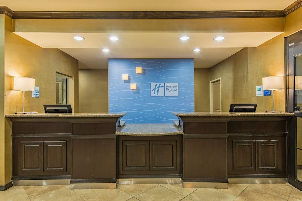 Holiday Inn Express Hotel & Suites Clovis by IHG photo 46