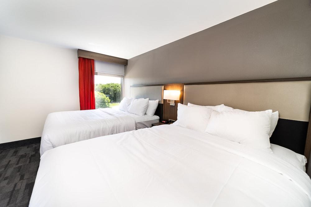 Comfort Inn & Suites Wyomissing/Reading photo 27