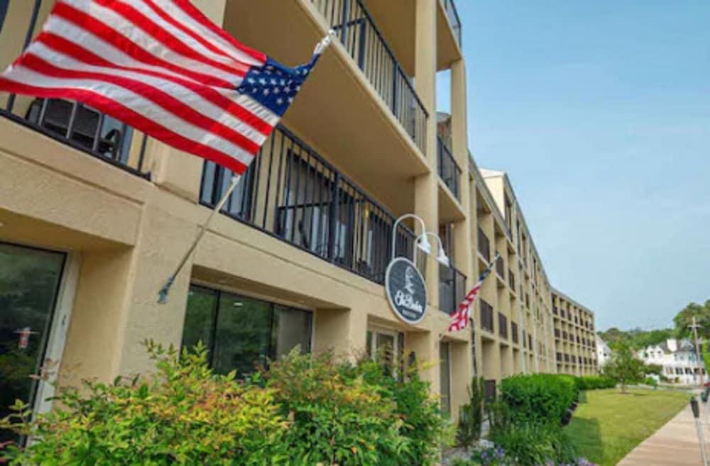 The Breakers Hotel & Suites photo 23