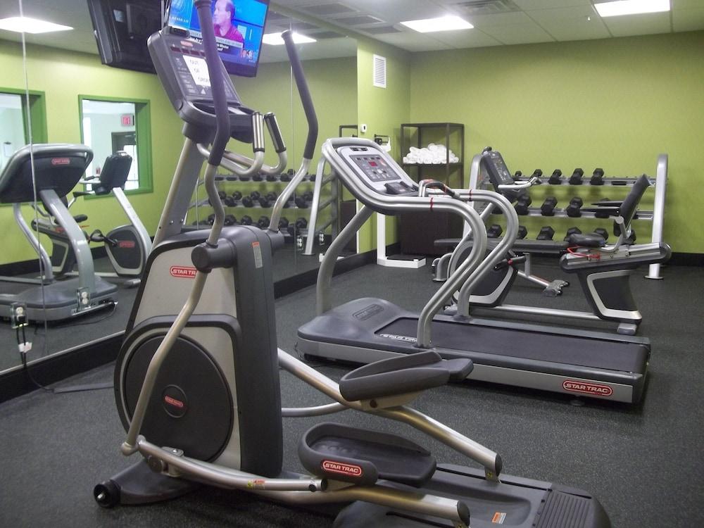 Holiday Inn Express Hotel & Suites Winchester by IHG photo 21
