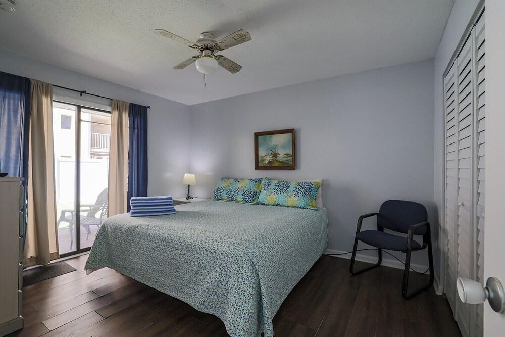 Coastal Waters Inn photo 30