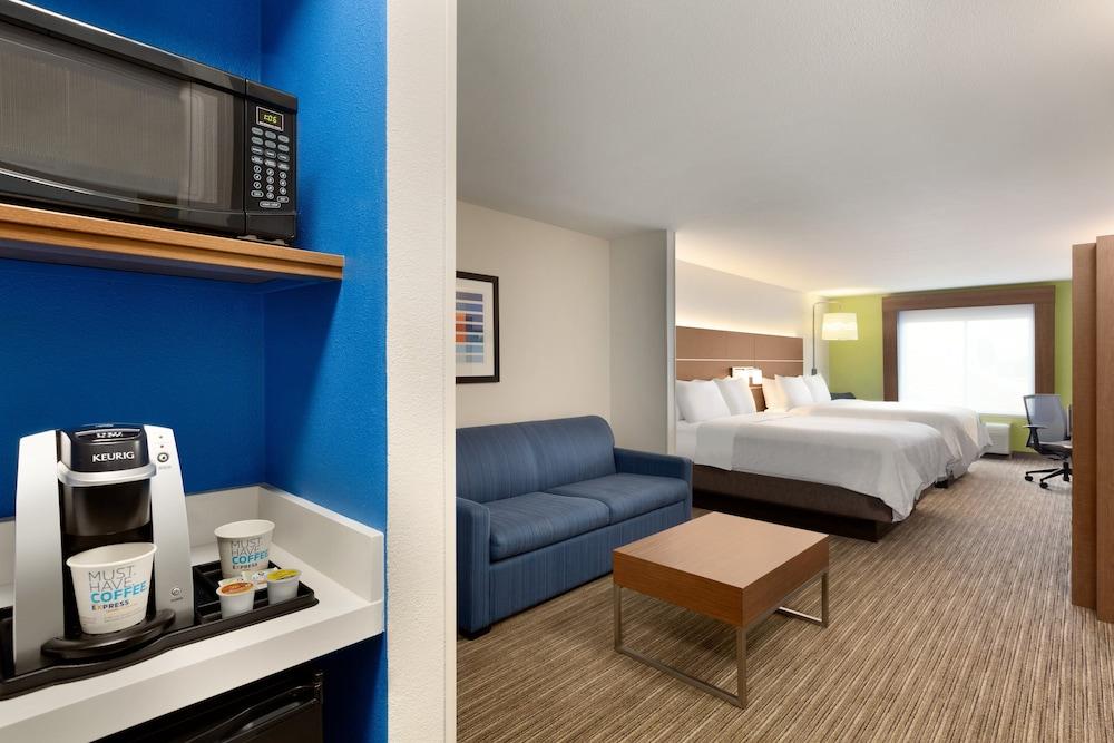 Holiday Inn Express Hotel & Suites Merced by IHG photo 4