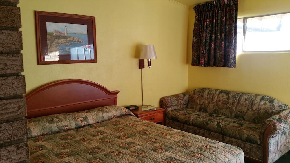 Budget Inn photo 5
