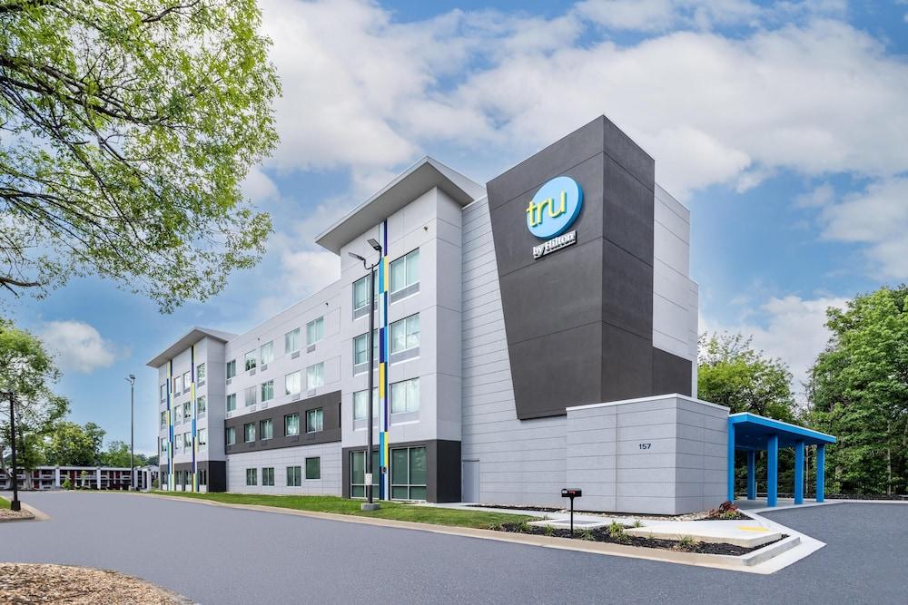 Tru By Hilton Commerce photo 1
