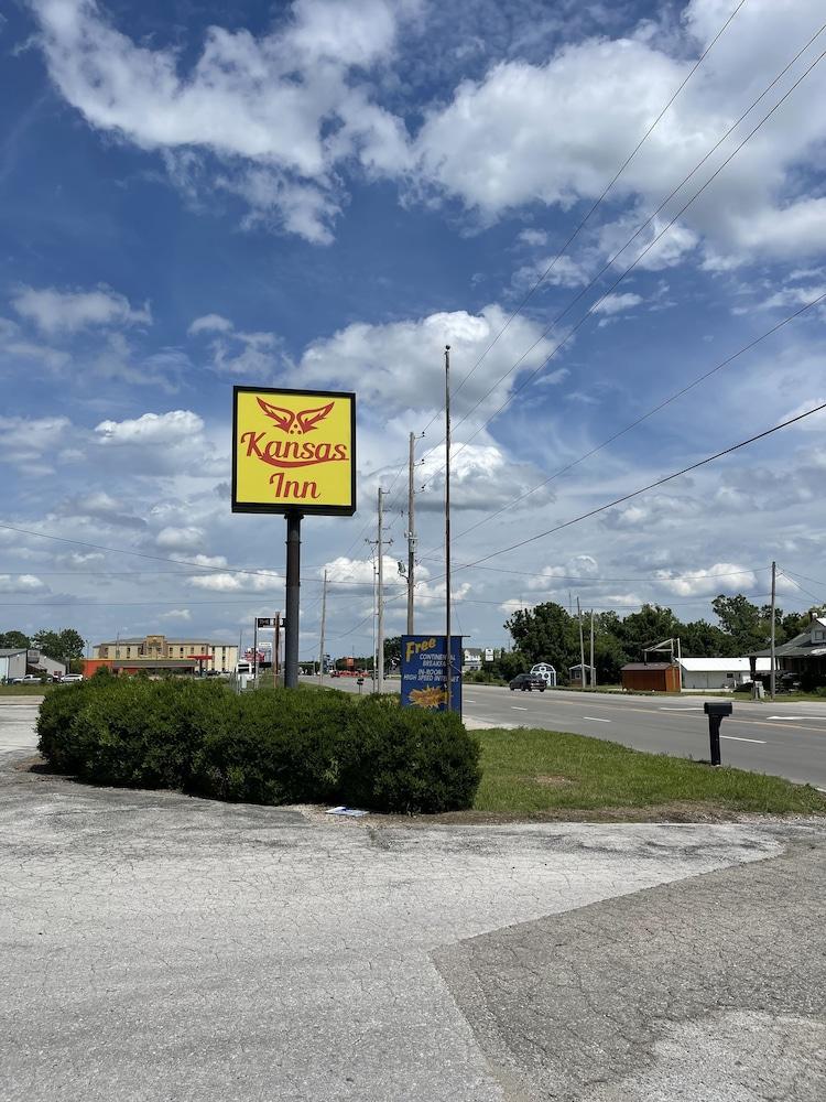 Kansas Inn Independence photo 25
